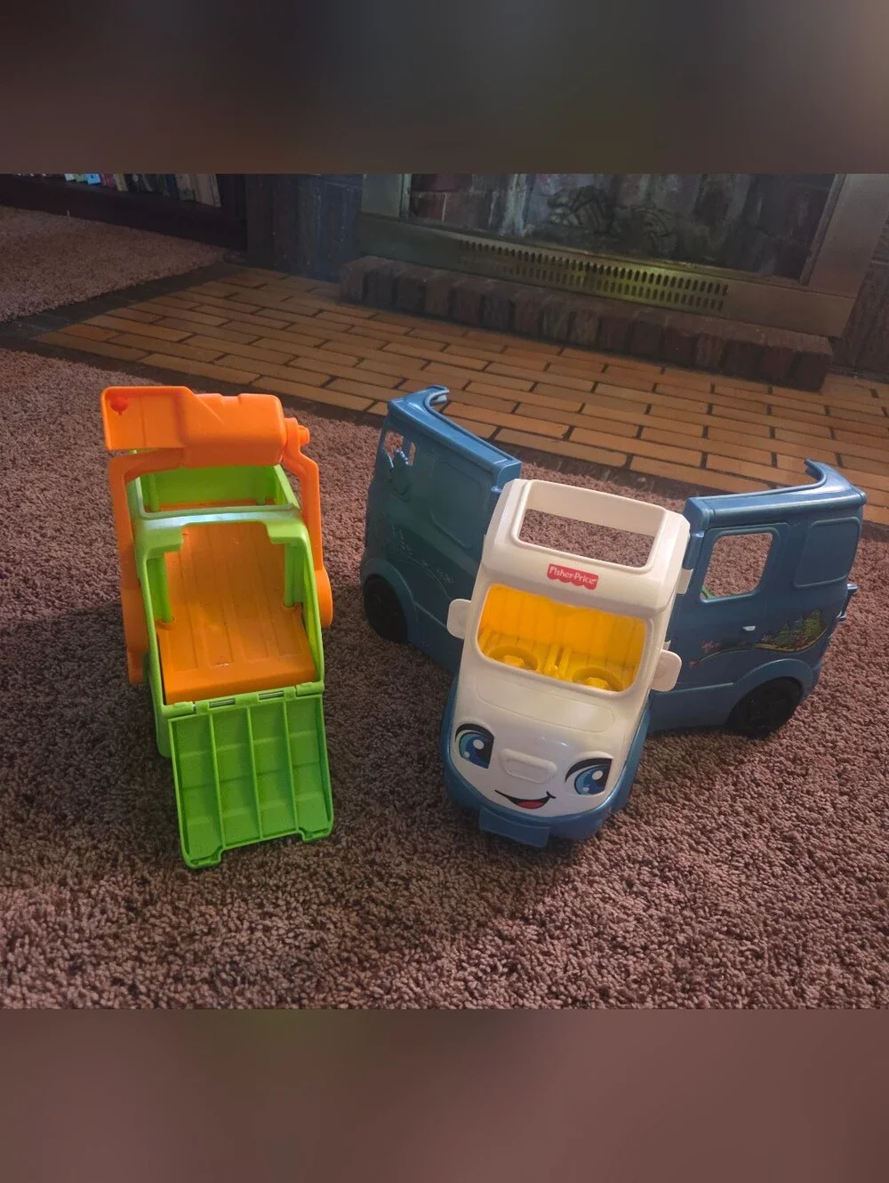 Little People Camping Car And Recycling Car No Little People